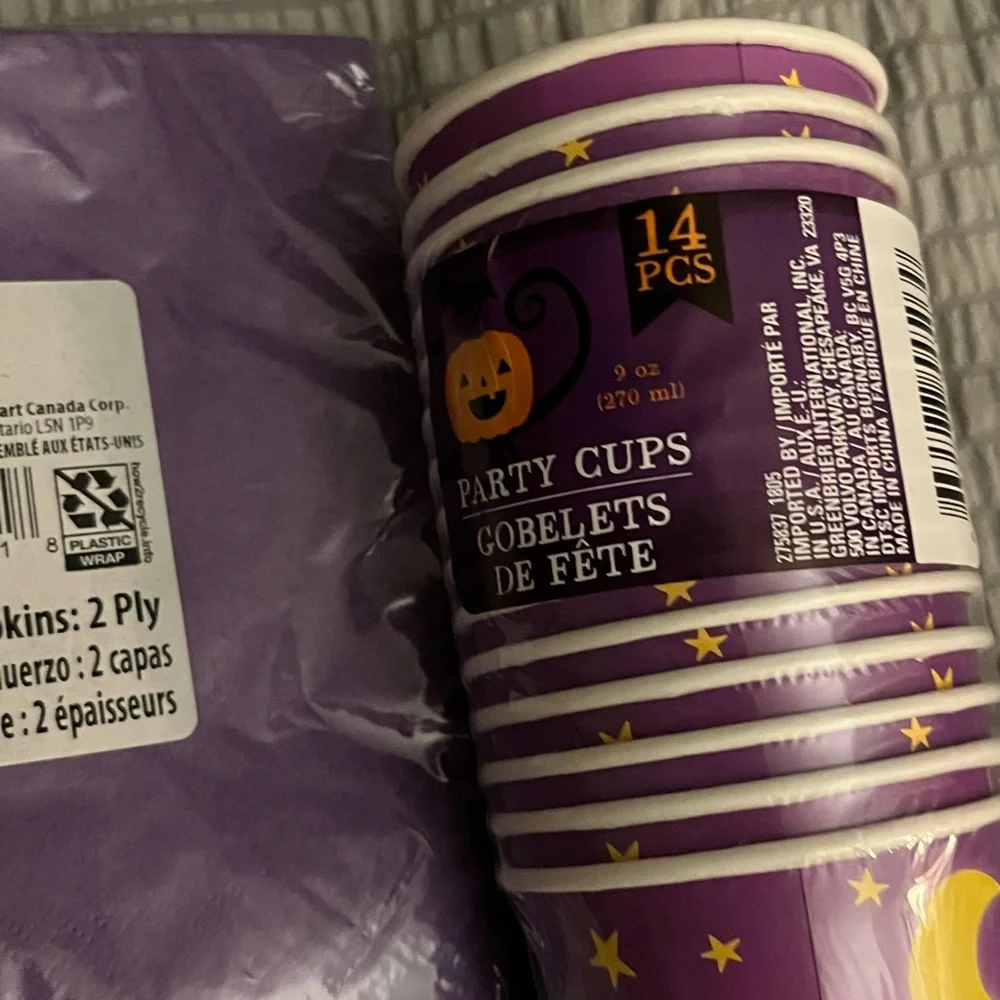 Assortment of Holiday Napkins and Cups NEW